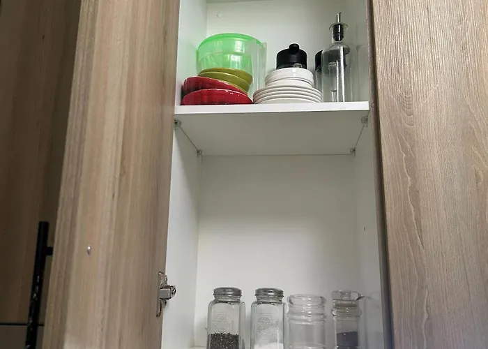 Apartment Cozy 1br Fully-furnished Wi-fi Netflix